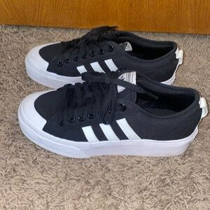 Adidas Nizza